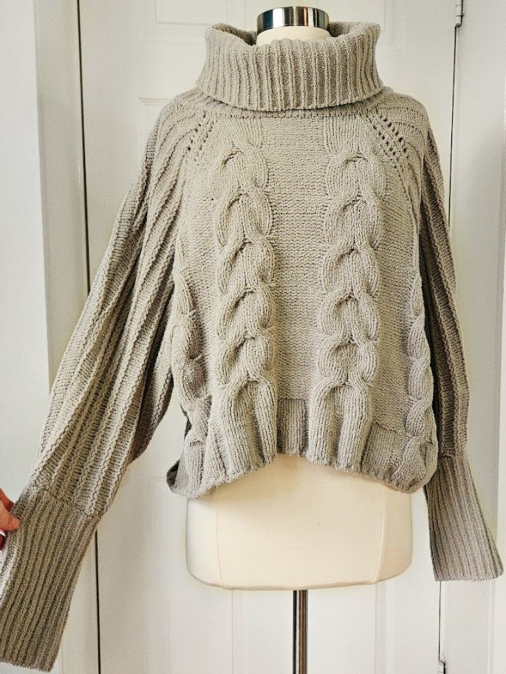 Moon & Madison Green Turtleneck Sweater Long Sleeve Chunky Knit Pullover Medium